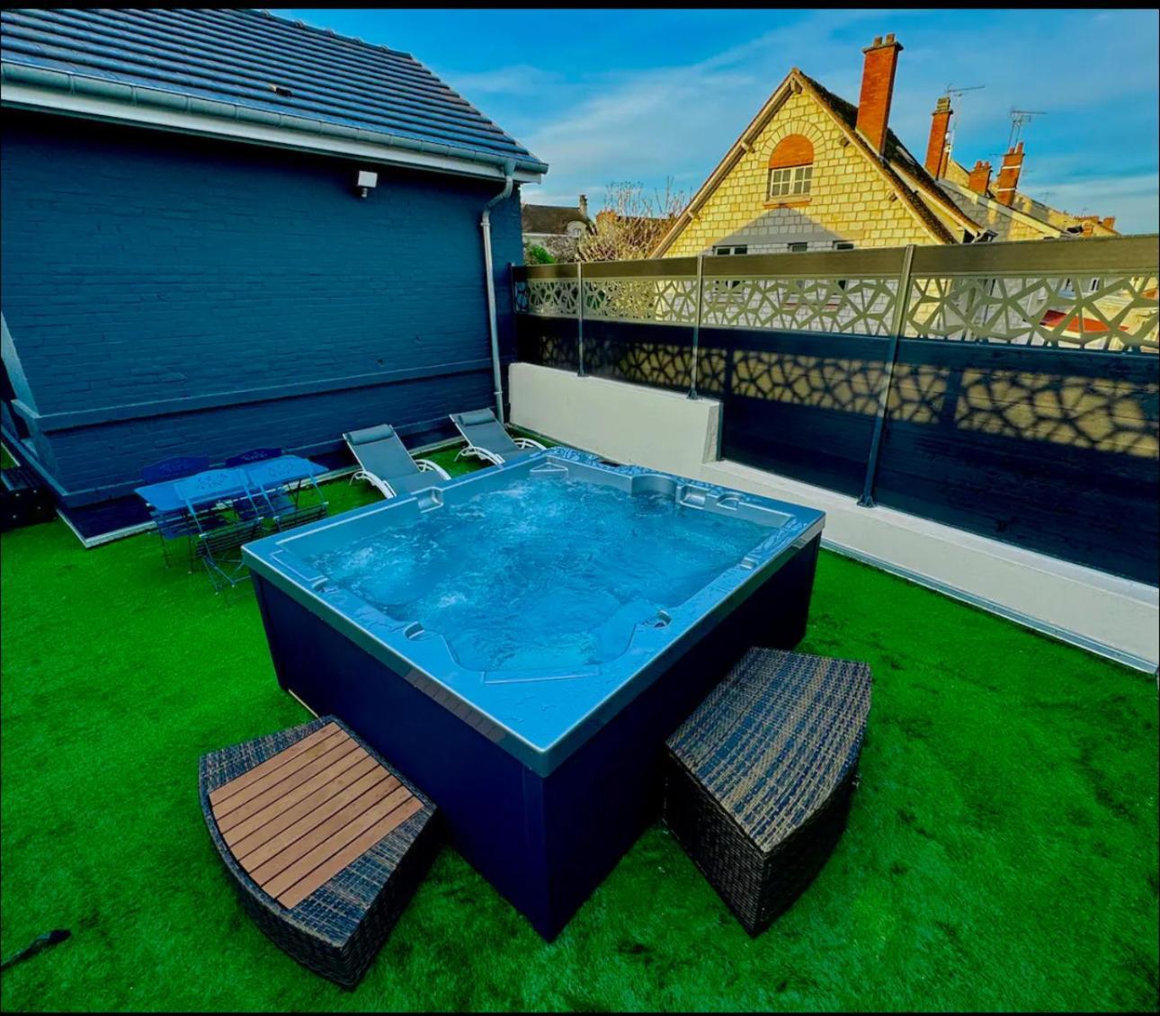 Vitry-le-François La Maison Du Faubourg Jacuzzi מראה חיצוני תמונה